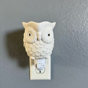 Owl Scentsy Plug In Warmer